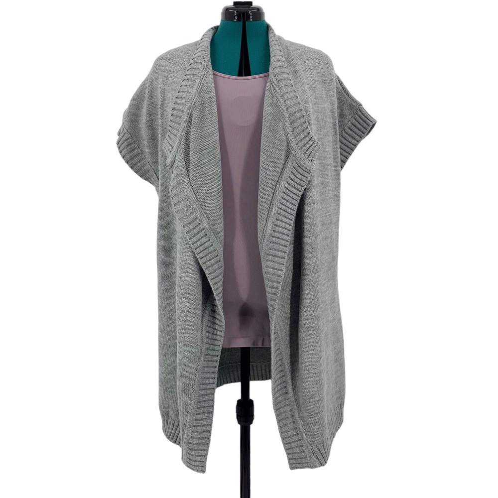 Lolë Grey Thigh Length Cap Sleeve Open Front Knit Cardigan, One Size